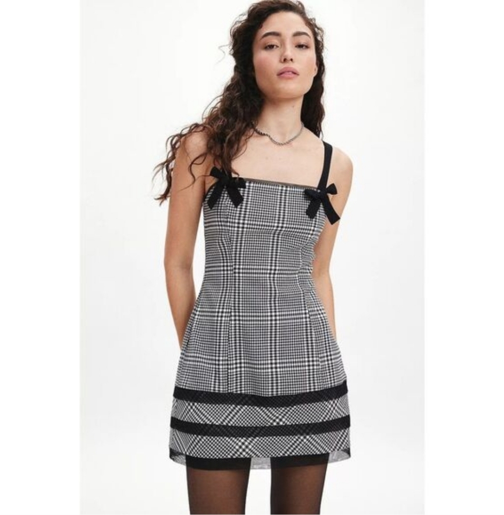 Kimchi Blue‎ UO Urban outfitters lyla black white plaid bow detail mini dress